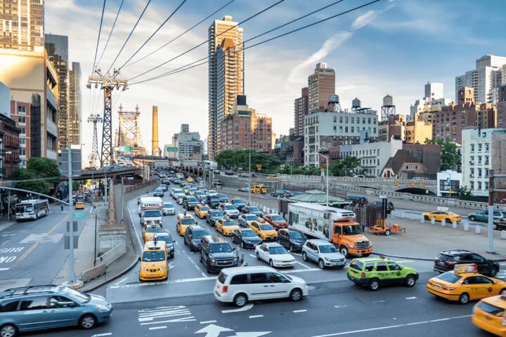 Best Electric Cars for City Driving (Range vs Practicality)