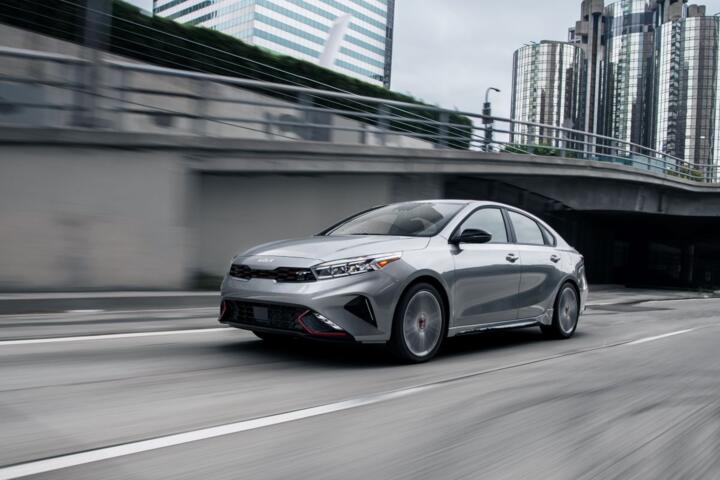 The Difference Between a Compact and a Midsize Sedan