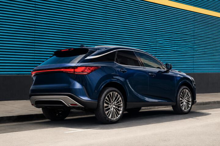 Two-Row vs Three-Row SUVs: Which Do You Need?