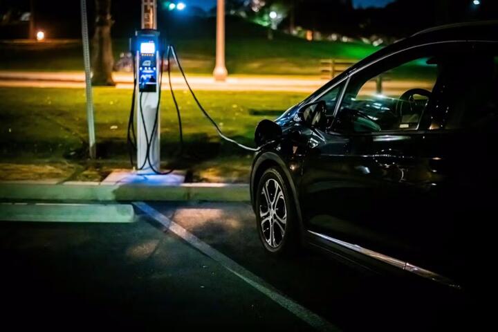 Why Public Charging Costs Vary So Much