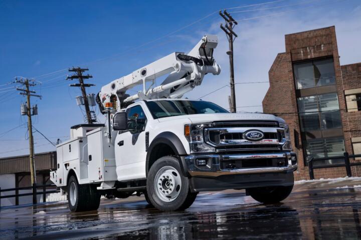 What a Truck's Curb Weight Tells You