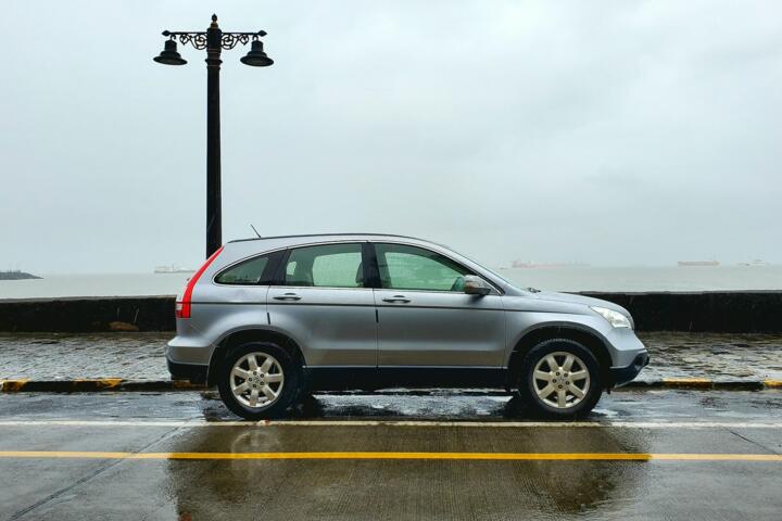 Compact vs Mid-Size SUVs: What You Actually Need
