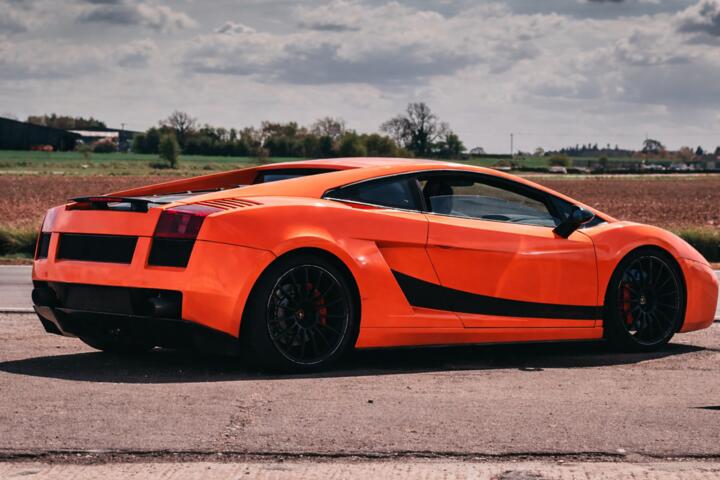 Stick Shift vs Manual Sports Cars: Driving Efficiency Data